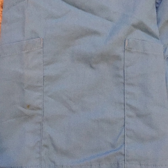 Scrub set - Picture 2 of 2